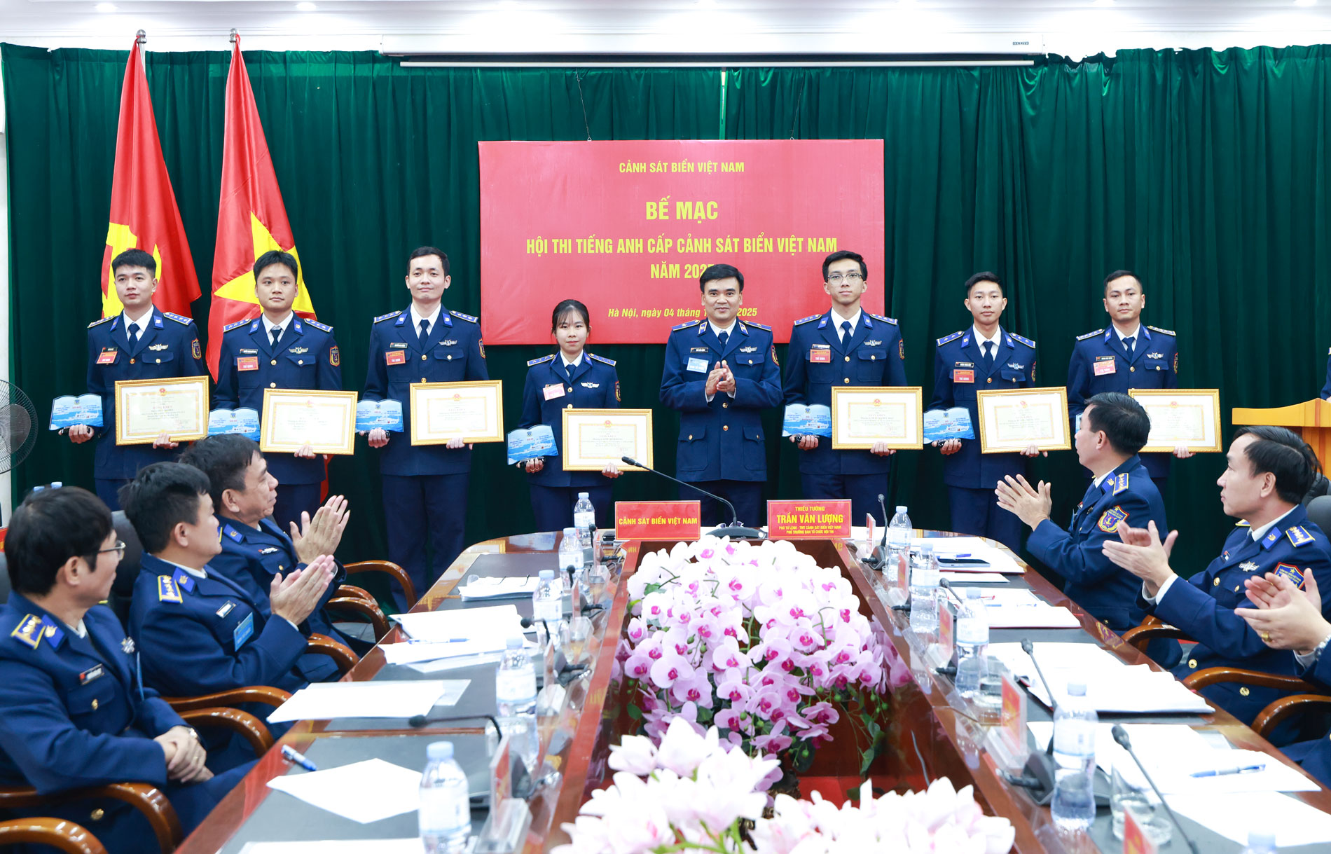 Cảnh sát biển Việt Nam: Thúc đẩy phong trào dạy và học tiếng Anh