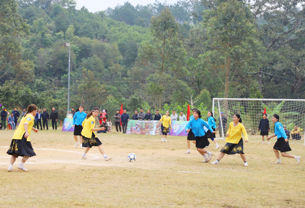 4 đội vào bán kết Giải Bóng đá nữ các dân tộc thiểu số tỉnh Quảng Ninh mở rộng 2025 - Cúp VTV5