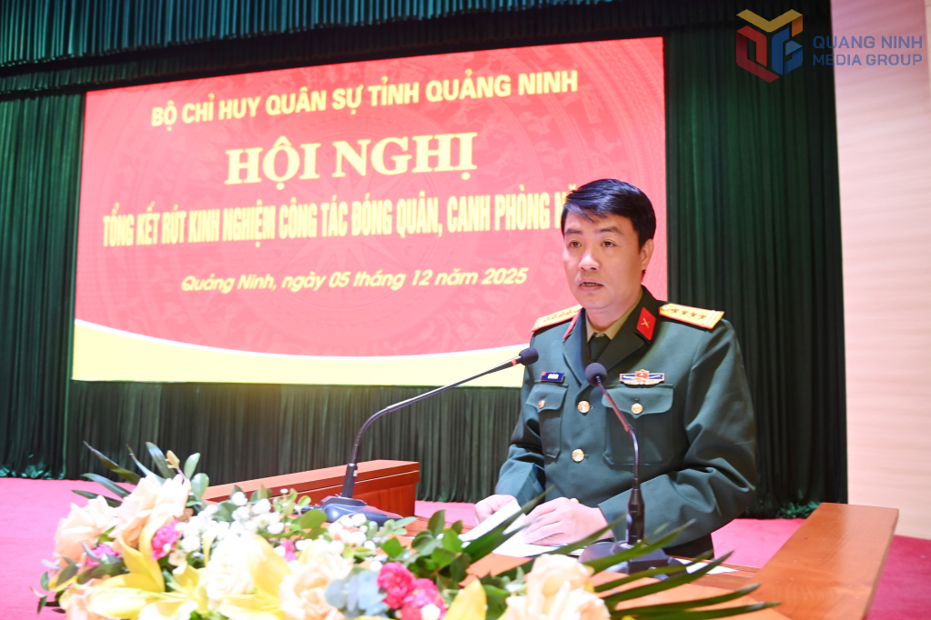 Đại tá Bùi Đức Lâm, Uỷ viên Ban Thường vụ Đảng uỷ, Phó Chỉ huy trưởng, Tham mưu trưởng Bộ CHQS tỉnh kết luận hội nghị.