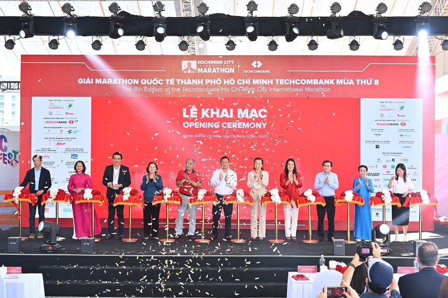 Khai mạc và Họp báo Giải Marathon Quốc tế Thành phố Hồ Chí Minh Techcombank Mùa thứ 8