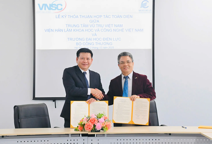 Lễ ký kết thỏa thuận hợp tác toàn diện giữa Trung tâm Vũ trụ Việt Nam và Trường Đại học Điện lực Lễ ký kết thỏa thuận hợp tác toàn diện giữa Trung tâm Vũ trụ Việt Nam và Trường Đại học Điện lực