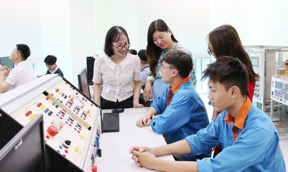 Trương Cao đẳng cơ điện và Xây dựng Bắc Ninh áp dụng mô hình “Trường trong doanh nghiệp - Doanh nghiệp trong trường học”