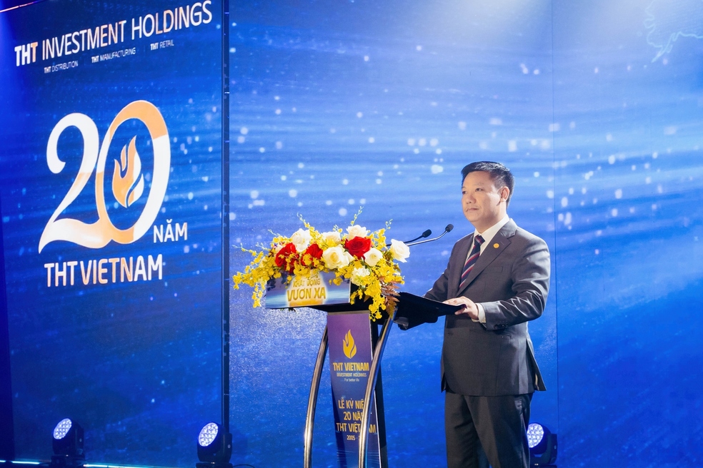 Ông Lê Phú Toàn – Chủ tịch HĐQT THT Việt Nam – chia sẻ tại sự kiện 20 năm thành lập Tập đoàn Ông Lê Phú Toàn – Chủ tịch HĐQT THT Việt Nam – chia sẻ tại sự kiện 20 năm thành lập Tập đoàn