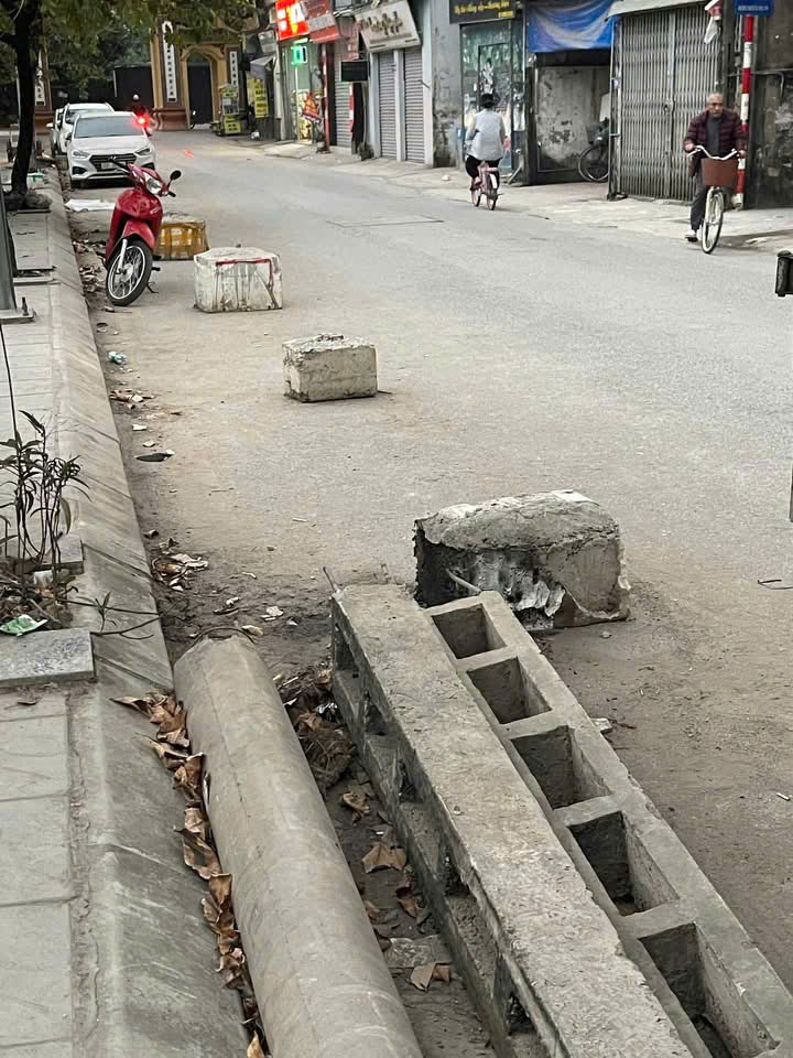 Hà Nội siết lại chỉnh trang đô thị: Người dân lo ngại bất cập tại Phú Diễn