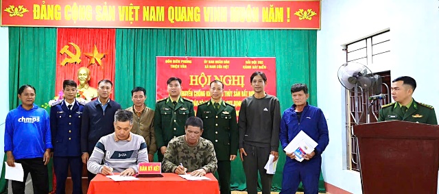 Quảng Trị: Đồn Biên phòng Triệu Vân tổ chức tuyên truyền chống khai thác thủy sản bất hợp pháp