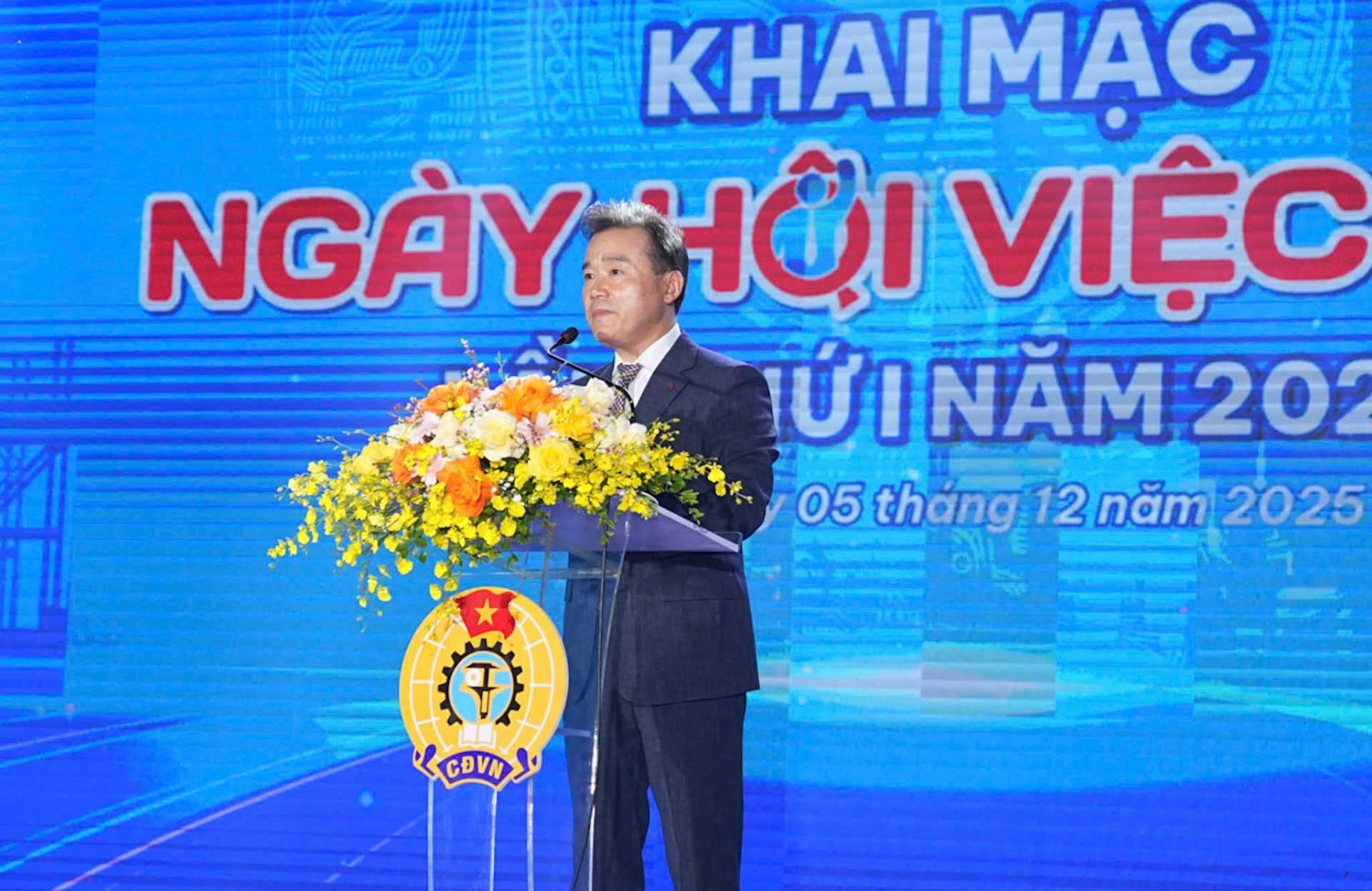 Ông Yun Yeong Joon, Phó Tổng giám đốc Công ty TNHH LG Innotek Việt Nam Hải Phòng chia sẻ về nhu cầu tuyển dụng, định hướng hợp tác.