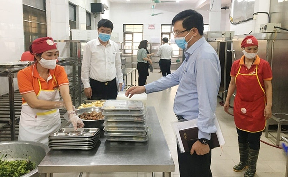 Siết chặt an toàn thực phẩm tại bếp ăn bán trú: Bảo vệ sức khỏe học sinh