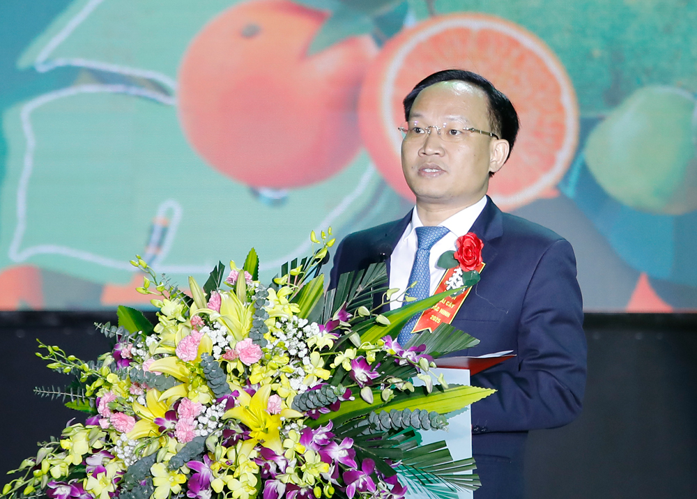 Đồng chí Phạm Văn Thịnh phát biểu khai mạc Lễ hội.