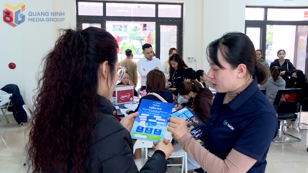 Quảng Ninh hỗ trợ hộ kinh doanh chuyển đổi sang thuế kê khai