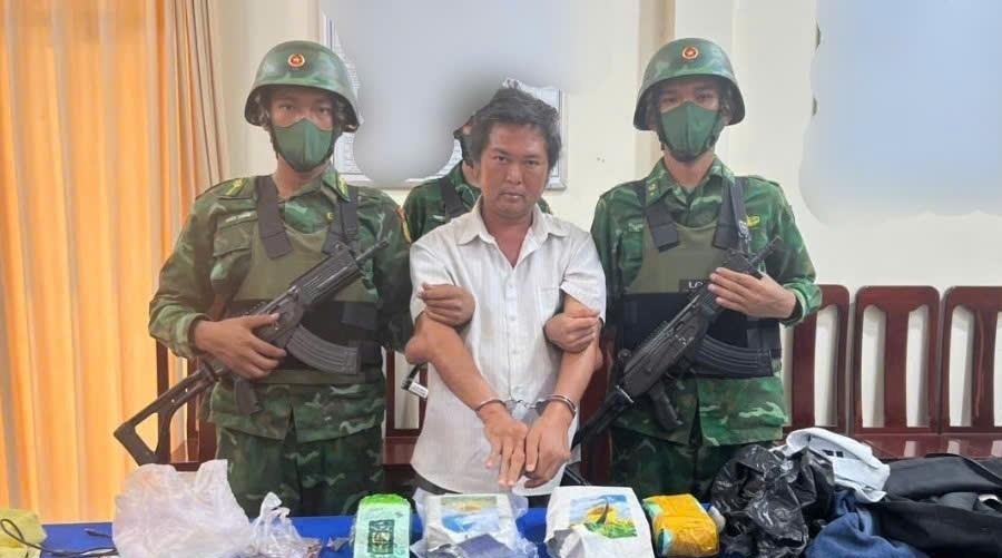 Biên phòng An Giang triệt phá đường dây ma túy lớn, thu giữ hơn 4kg Ketamine và Methamphetamine