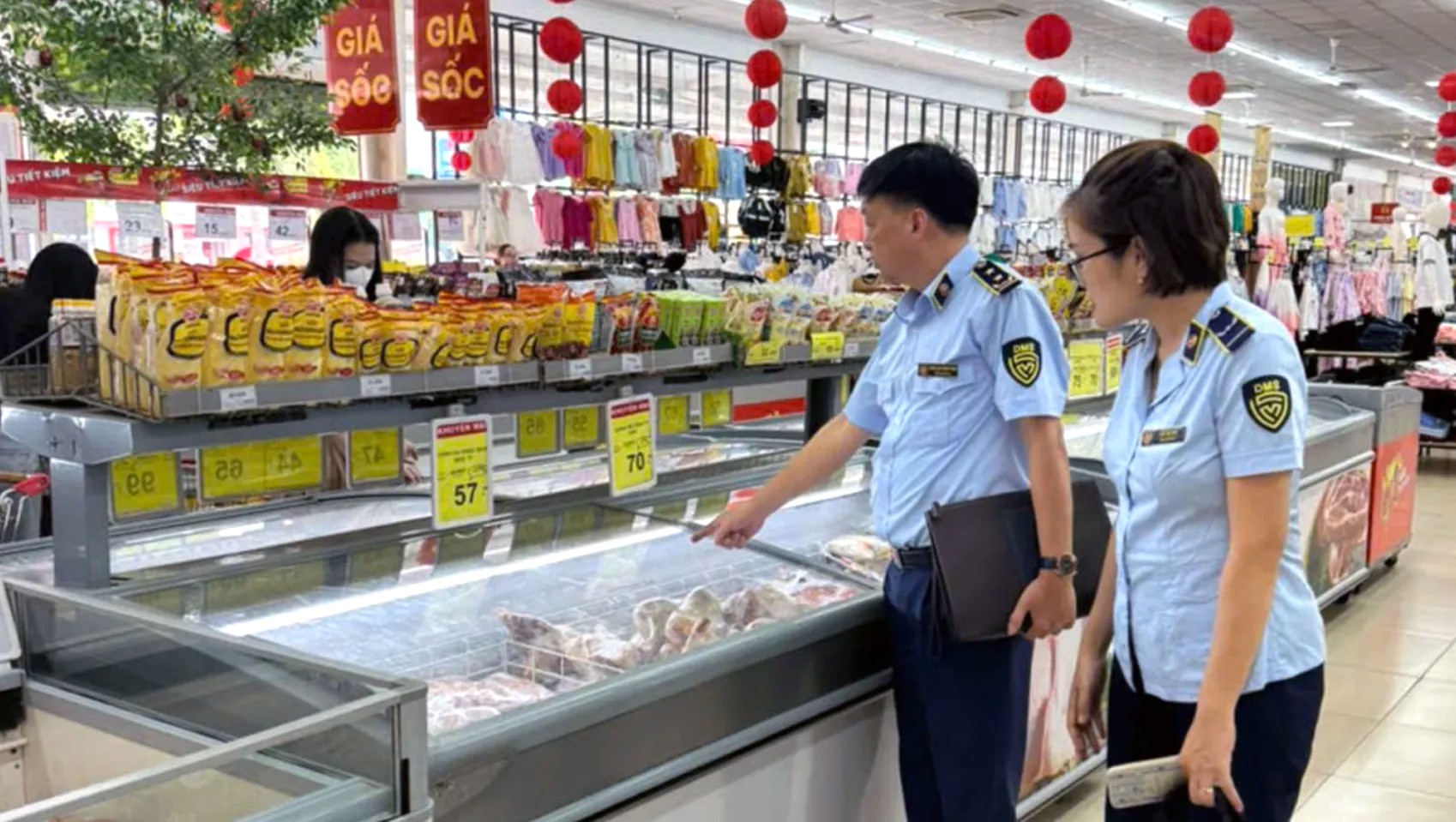 Hà Nội siết chặt quản lý an toàn thực phẩm trong bối cảnh thương mại số bùng nổ