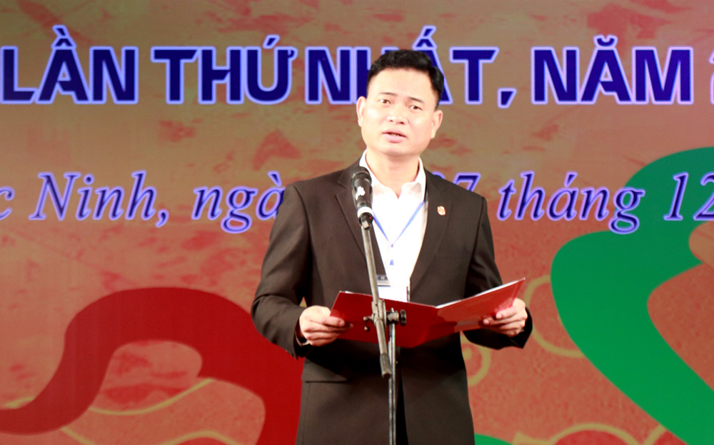 Đồng ch&iacute; Trương Quang Hải ph&aacute;t biểu khai mạc Li&ecirc;n hoan.