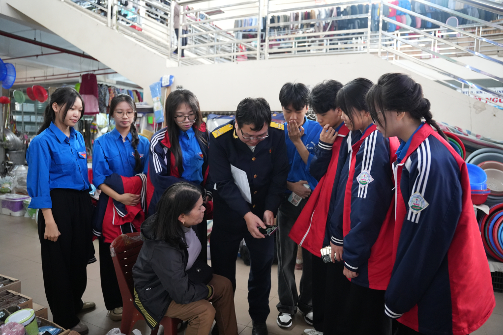 Quảng Ninh: Ngày thanh niên cùng hành động