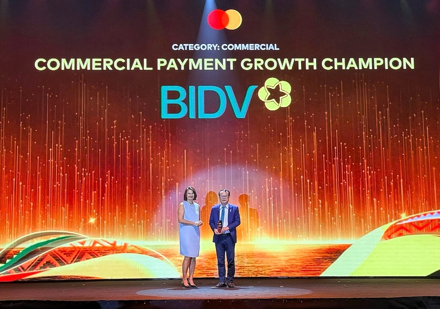 BIDV liên tiếp nhận giải thưởng quốc tế về thẻ doanh nghiệp