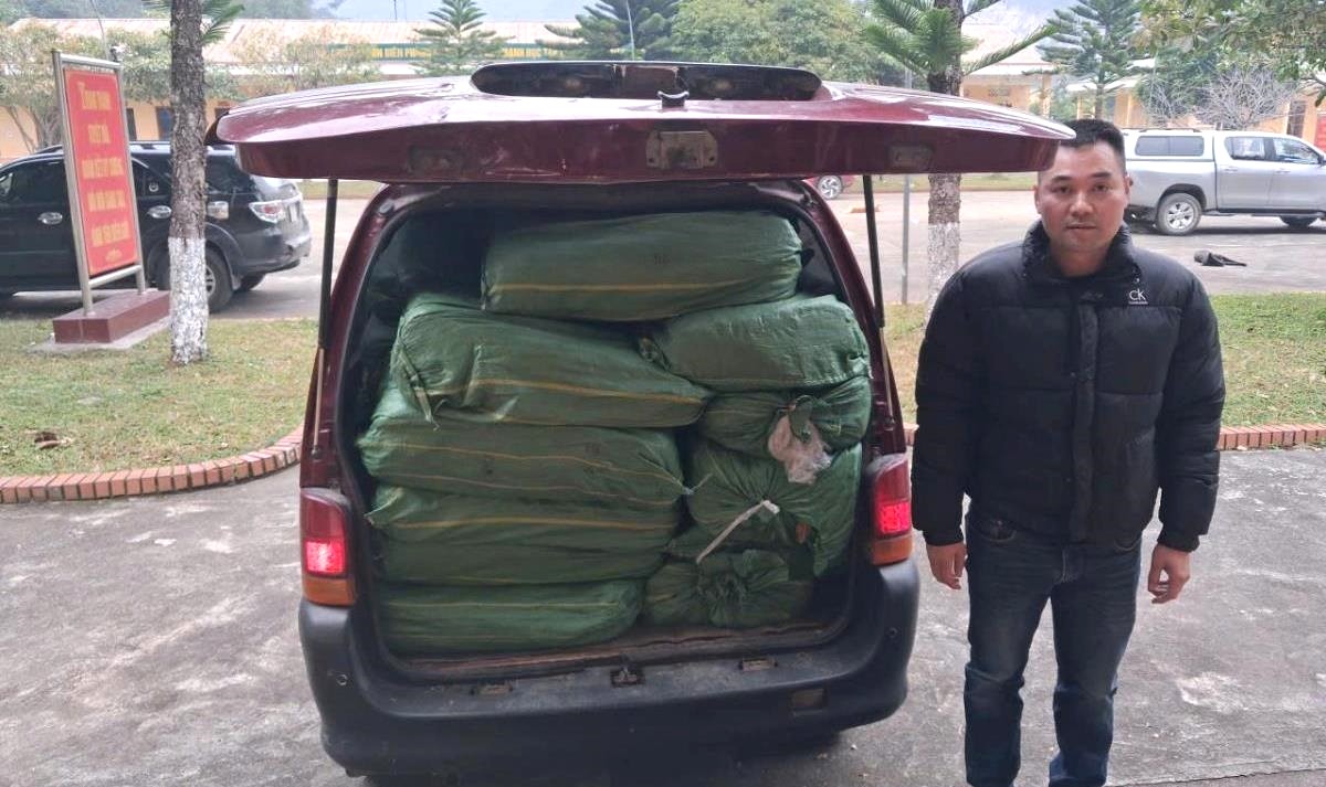 Biên phòng Cao Bằng phát hiện hơn 3,2 tấn hàng hóa vận chuyển trái phép qua biên giới