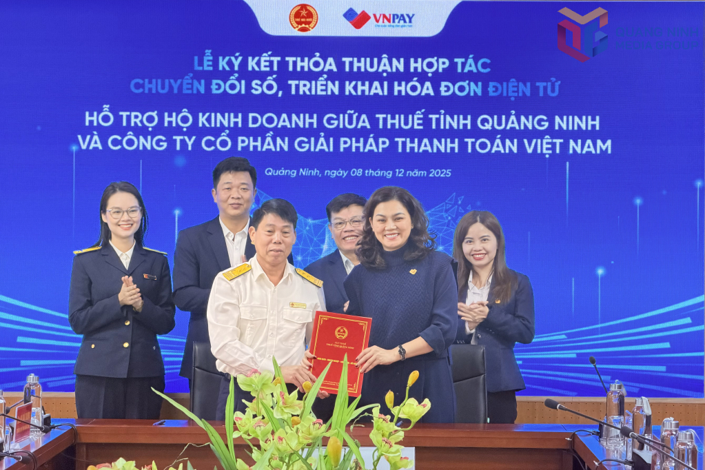 Thuế tỉnh Quảng Ninh ký kết phối hợp với Công ty Cổ phần Giải pháp Thanh toán Việt Nam VNPAY.