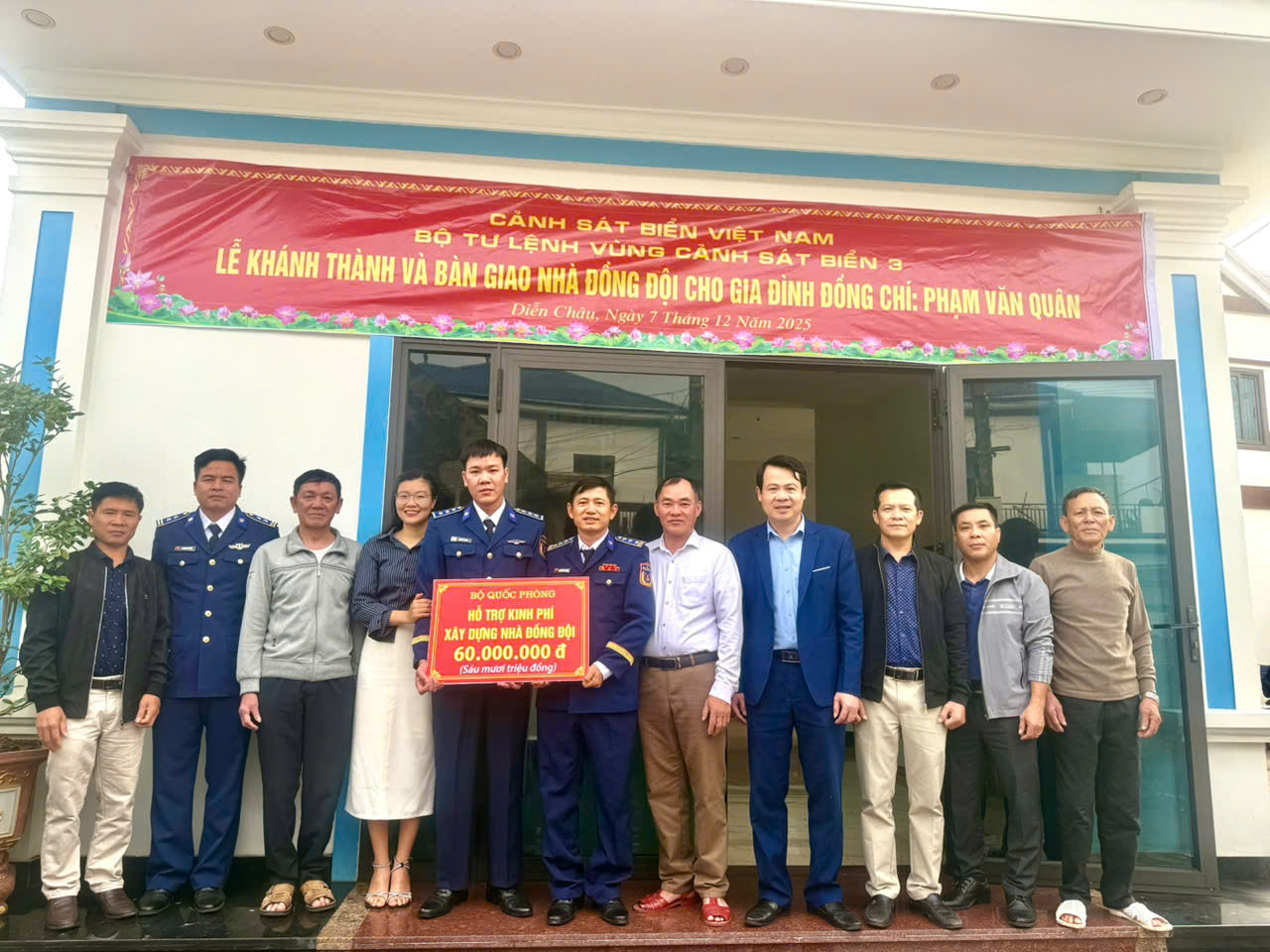 Vùng Cảnh sát biển 3 tổ chức bàn giao "Nhà đồng đội" tặng quân nhân có hoàn cảnh khó khăn về nhà ở