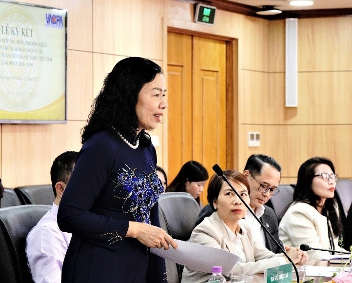 Bà Vũ Thị Mai, Nguyên Thứ trưởng Bộ Tài chính, Chủ tịch VACPA chia sẻ tại buổi làm việc Bà Vũ Thị Mai, Nguyên Thứ trưởng Bộ Tài chính, Chủ tịch VACPA chia sẻ tại buổi làm việc