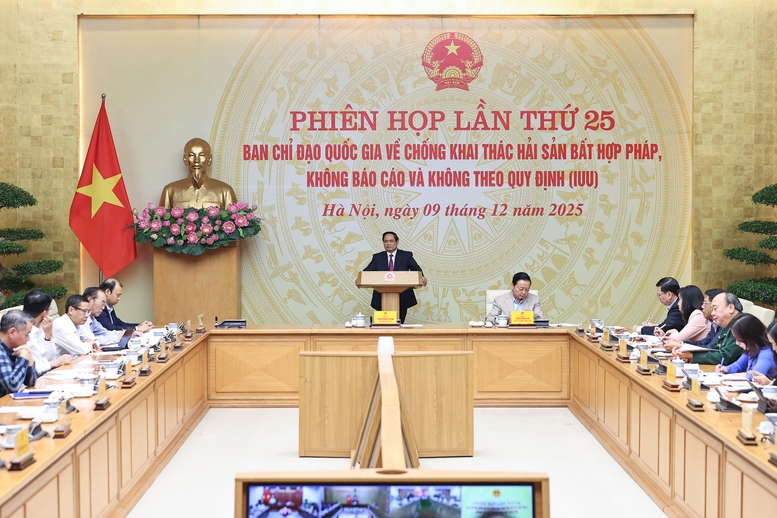 Thủ tướng Phạm Minh Chính chủ trì Phiên họp lần thứ 25 của Ban Chỉ đạo Quốc gia về chống khai thác hải sản bất hợp pháp, không báo cáo và không theo quy định (IUU) - Ảnh: VGP/Nhật Bắc Thủ tướng Phạm Minh Chính chủ trì Phiên họp lần thứ 25 của Ban Chỉ đạo Quốc gia về chống khai thác hải sản bất hợp pháp, không báo cáo và không theo quy định (IUU) - Ảnh: VGP/Nhật Bắc