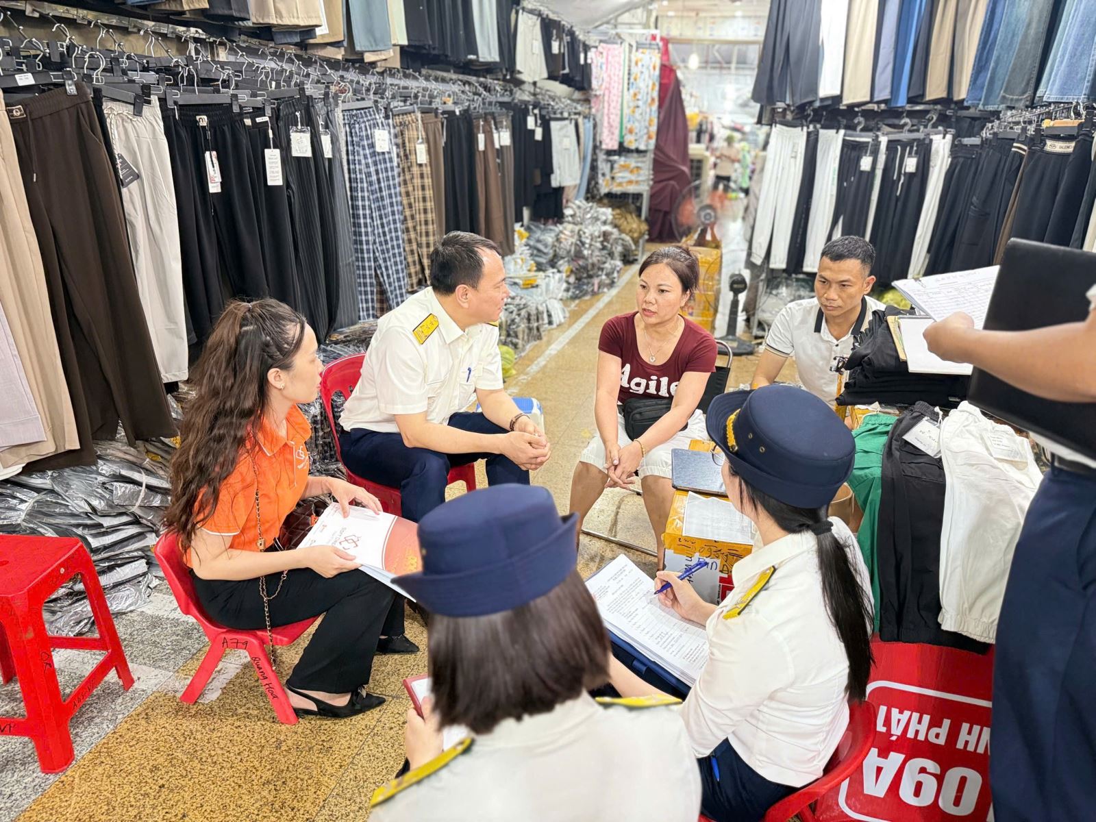 Hà Nội: Đặt mục tiêu 100% danh bạ quản lý thuế được chuẩn hóa từ 1/1/2026