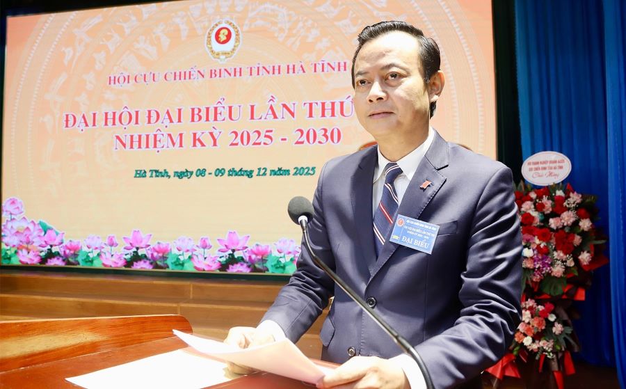 Trưởng ban Tuyên giáo và Dân vận Tỉnh ủy Hà Văn Hùng phát biểu tại đại hội. Trưởng ban Tuyên giáo và Dân vận Tỉnh ủy Hà Văn Hùng phát biểu tại đại hội.