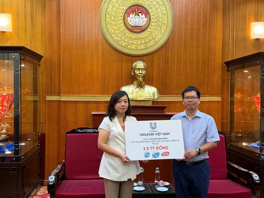 Unilever Việt Nam hỗ trợ người dân và tiểu thương ứng phó và phục hồi sau bão lũ