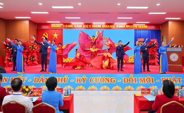 Văn nghệ Văn nghệ