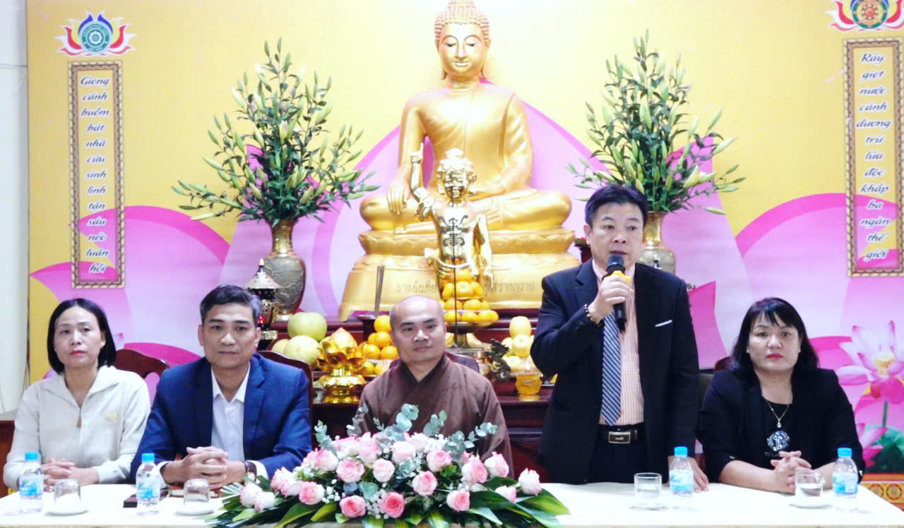 Nhà báo Bùi Xuân Hùng – Tổng Thư ký Câu lạc bộ Thầy thuốc họ Bùi Việt Nam, Hội đồng Bùi tộc Việt Nam Nhà báo Bùi Xuân Hùng – Tổng Thư ký Câu lạc bộ Thầy thuốc họ Bùi Việt Nam, Hội đồng Bùi tộc Việt Nam