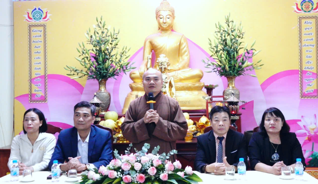 Các đại biểu tham dự chương trình Các đại biểu tham dự chương trình