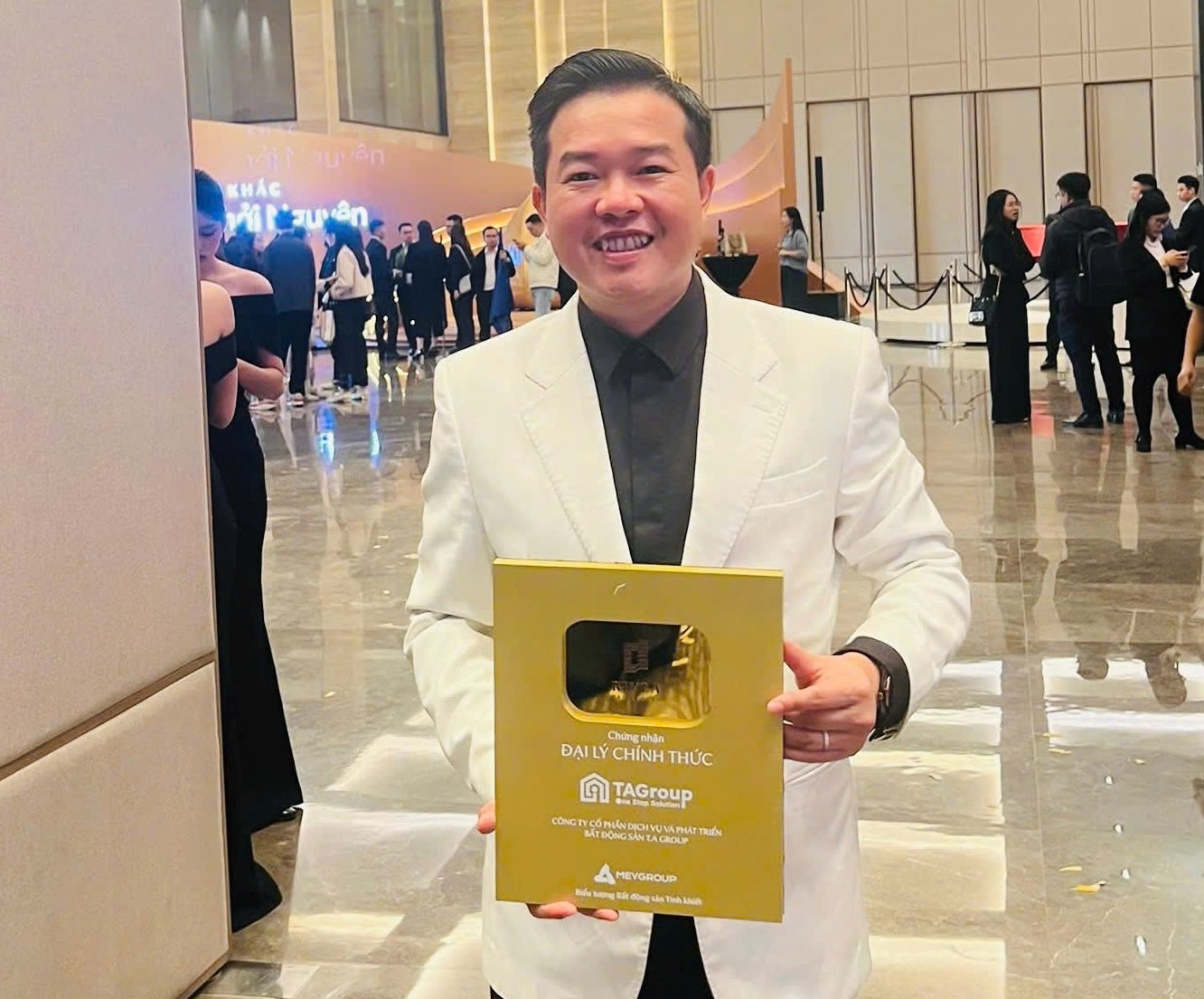 Ông Bùi Đức Anh, Tổng Giám đốc TAGroup