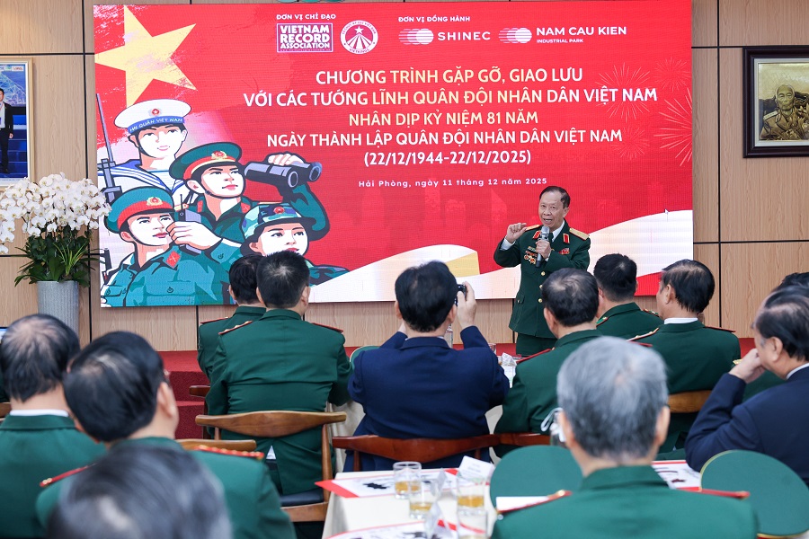 Gặp mặt các tướng lĩnh nhân dịp Kỷ niệm 81 năm thành lập Quân đội Nhân dân Việt Nam