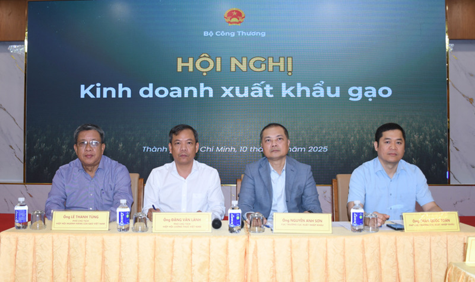 Hội nghị Hội nghị