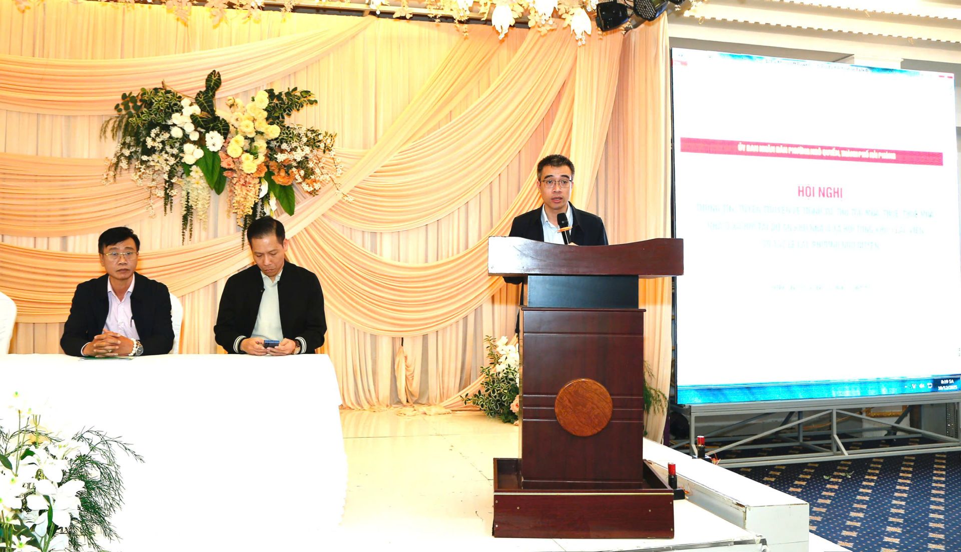 Phường Ngô Quyền thông tin, tuyên truyền về trình tự, thủ tục mua, bán, cho thuê nhà ở xã hội