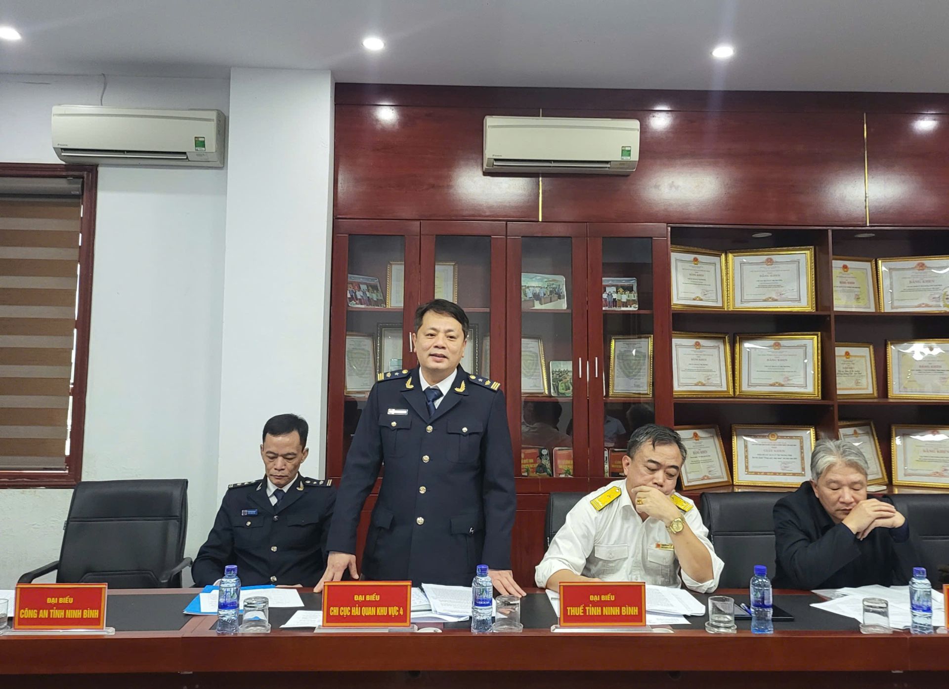 Đoàn công tác Ban Chỉ đạo 389 quốc gia làm việc với Ban Chỉ đạo 389 Ninh Bình