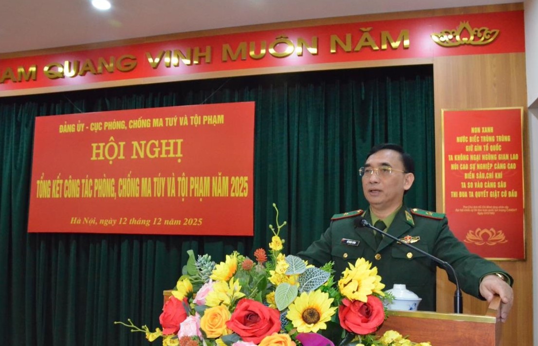 Thiếu tướng Đỗ Ngọc Cảnh, Cục Phòng chống ma túy và tội phạm Bộ đội Biên phòng phát biểu chỉ đạo tại hội nghị. Ảnh: DK