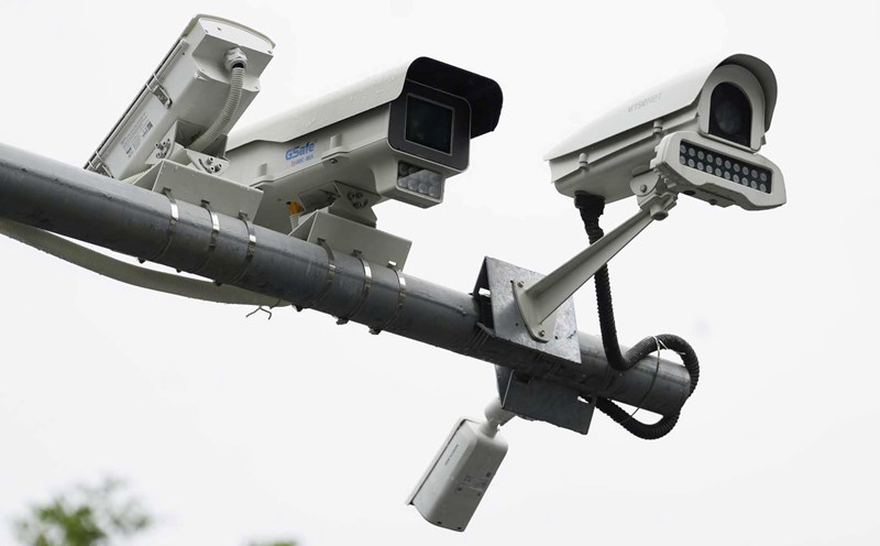 Tài xế Hà Nội ‘sợ’ camera AI, không dám dừng đỗ tùy tiện vì lo mất tiền triệu