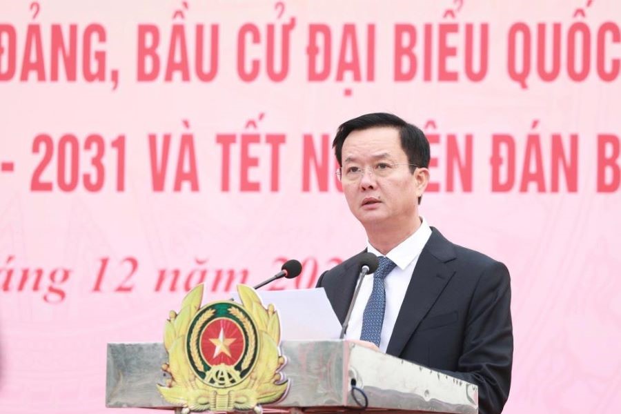 Phó chủ tịch Thường trực UBND tỉnh Hà Tĩnh Trần Báu Hà phát biểu tại buổi lễ Phó chủ tịch Thường trực UBND tỉnh Hà Tĩnh Trần Báu Hà phát biểu tại buổi lễ