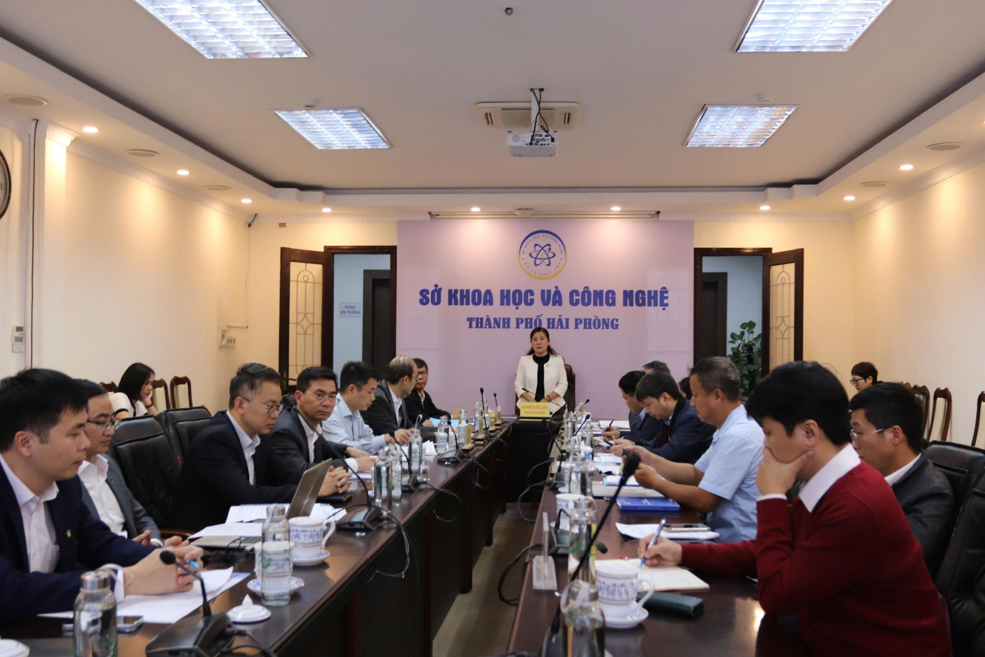 Khôi phục và phát triển ngành đóng tàu thành phố Hải Phòng