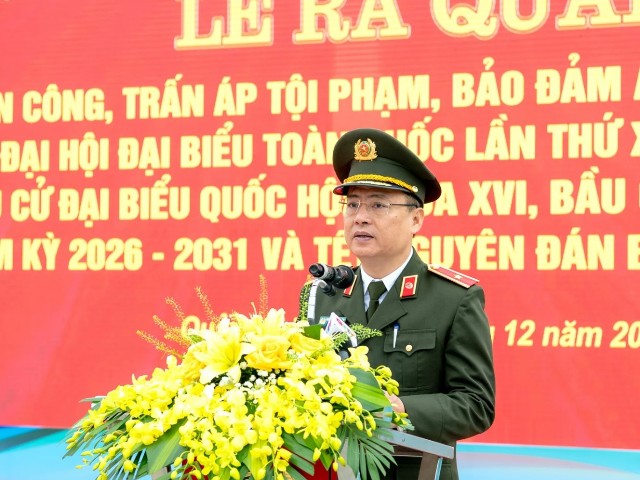 Thiếu tướng Nguyễn Thanh Liêm, Giám đốc Công an tỉnh phát lệnh ra quân. Thiếu tướng Nguyễn Thanh Liêm, Giám đốc Công an tỉnh phát lệnh ra quân.