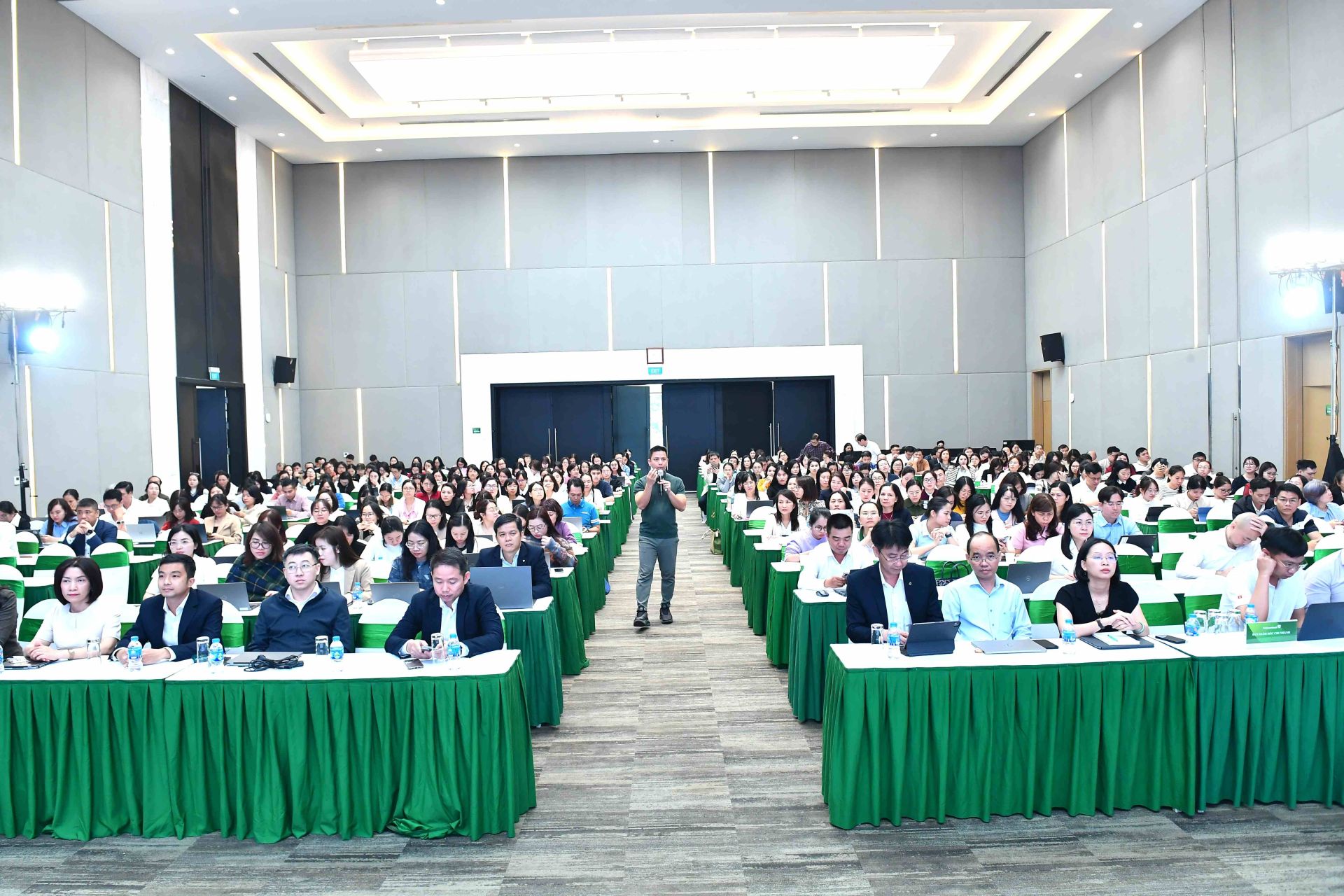 Vietcombank tổ chức Hội nghị tập huấn, đào tạo nghiệp vụ kiểm soát toàn hệ thống năm 2025