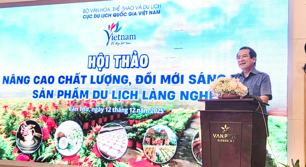 Ông Hà Văn Siêu- Phó Cục trưởng Cục Du lịch quốc gia Việt Nam phát biểu tại hội thảo. Ông Hà Văn Siêu- Phó Cục trưởng Cục Du lịch quốc gia Việt Nam phát biểu tại hội thảo.