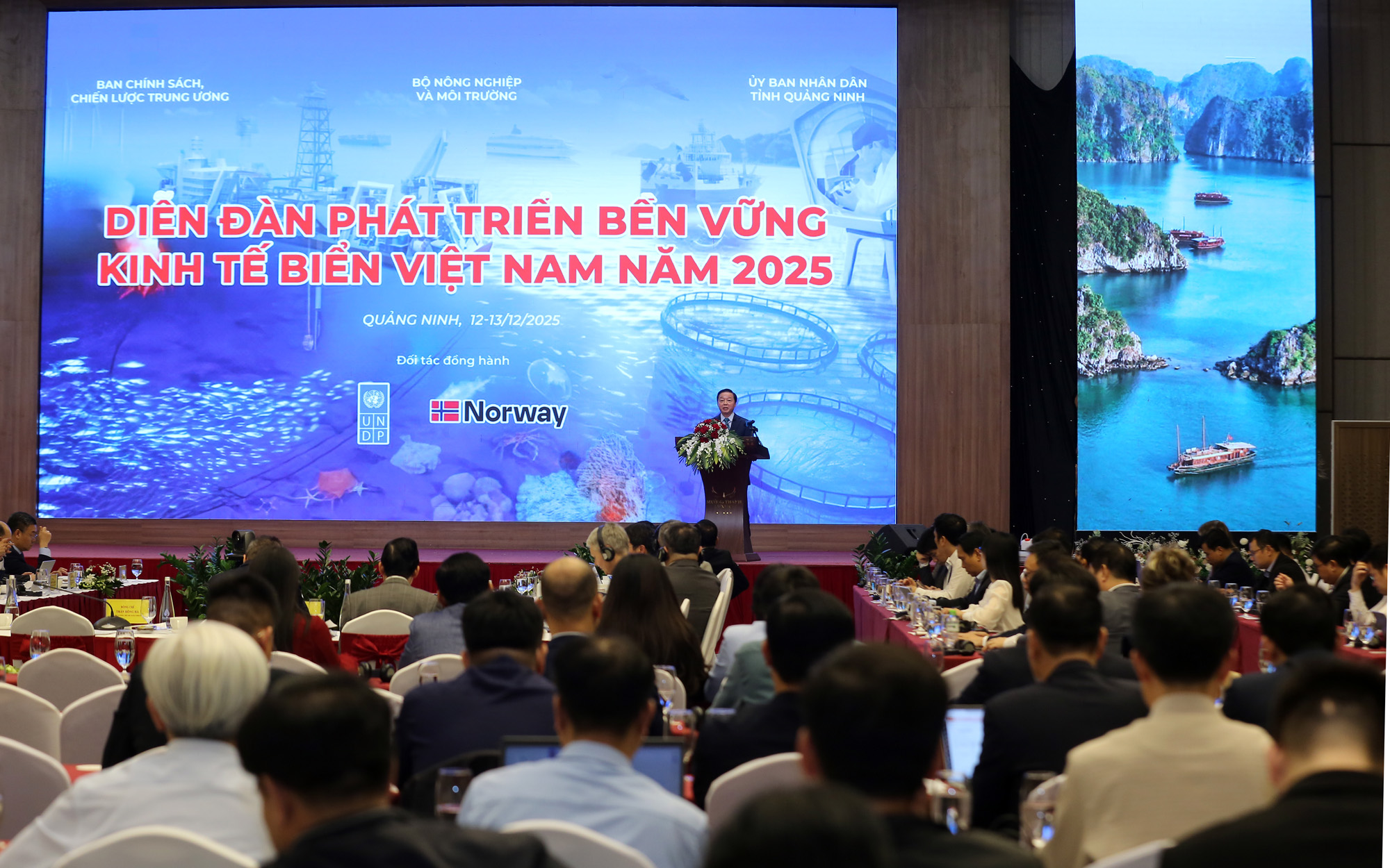 Phó Thủ tướng đánh giá cao các ý kiến tại Diễn đàn, đặc biệt là cách tiếp cận của các diễn giả và GWEC, trong bối cảnh Chính phủ đang cần Phó Thủ tướng đánh giá cao các ý kiến tại Diễn đàn, đặc biệt là cách tiếp cận của các diễn giả và GWEC, trong bối cảnh Chính phủ đang cần