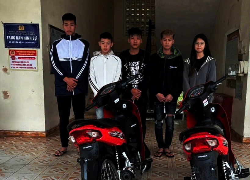 Công an Hải Phòng xử lý nhiều trường hợp tụ tập ban đêm