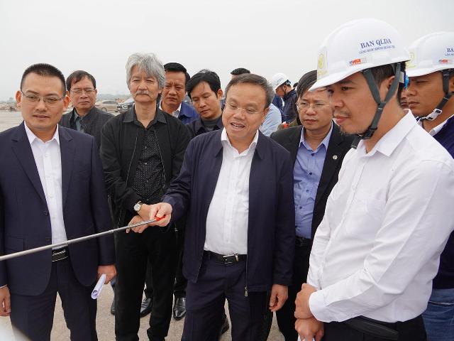 Đoàn công tác kiểm tra tiến độ dự án Cảng hàng không Quảng Trị. Đoàn công tác kiểm tra tiến độ dự án Cảng hàng không Quảng Trị.