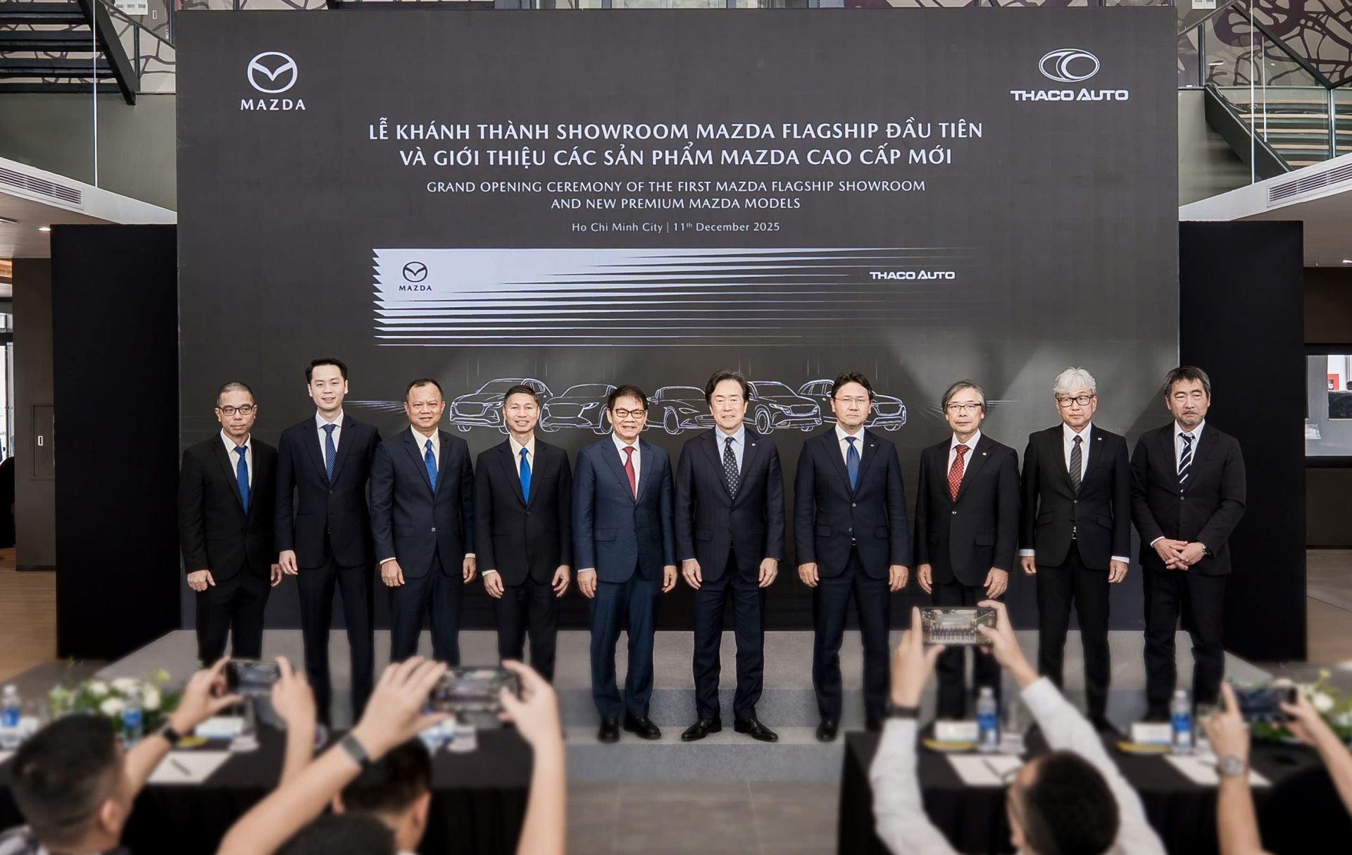 THACO AUTO khánh thành Showroom Mazda Flagship đầu tiên và giới thiệu các sản phẩm Mazda cao cấp mới