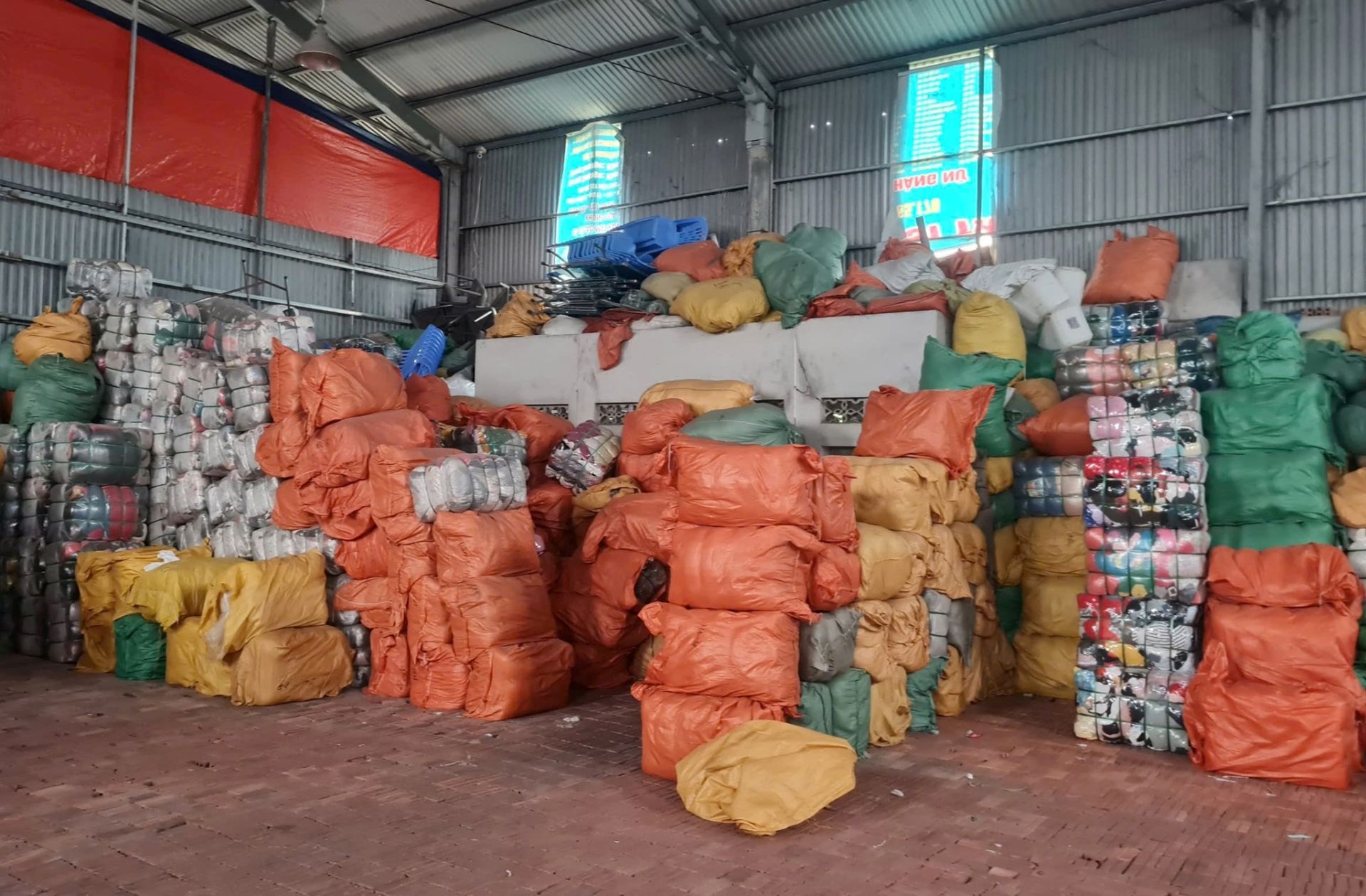 Hải Phòng: Siết chặt kiểm soát cảng biển và thị trường cuối năm