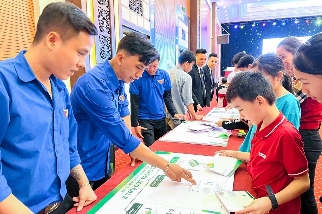 Quảng Trị xây dựng nguồn nhân lực trẻ đáp ứng yêu cầu phát triển mới. Quảng Trị xây dựng nguồn nhân lực trẻ đáp ứng yêu cầu phát triển mới.