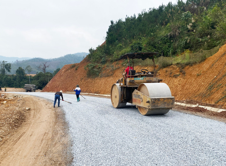 Thái Nguyên: Hỗ trợ đầu tư, nâng cấp hạ tầng giao thông 34 xã vùng khó khăn và đặc biệt khó khăn