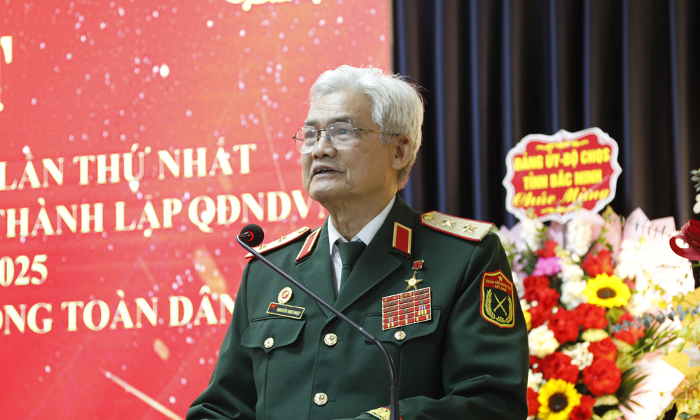 Trung tướng Nguyễn Như Hoạt chủ trì buổi gặp mặt. Thời Trung tướng Nguyễn Như Hoạt chủ trì buổi gặp mặt. Thời