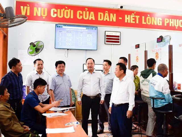 79 xã miền núi Nghệ An áp dụng chính sách hỗ trợ mới cho cán bộ được điều động, luân chuyển